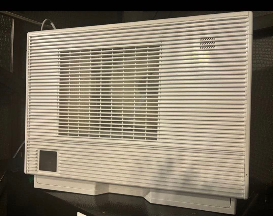 パナソニックホワイト 除湿機 コンパクトサイズ