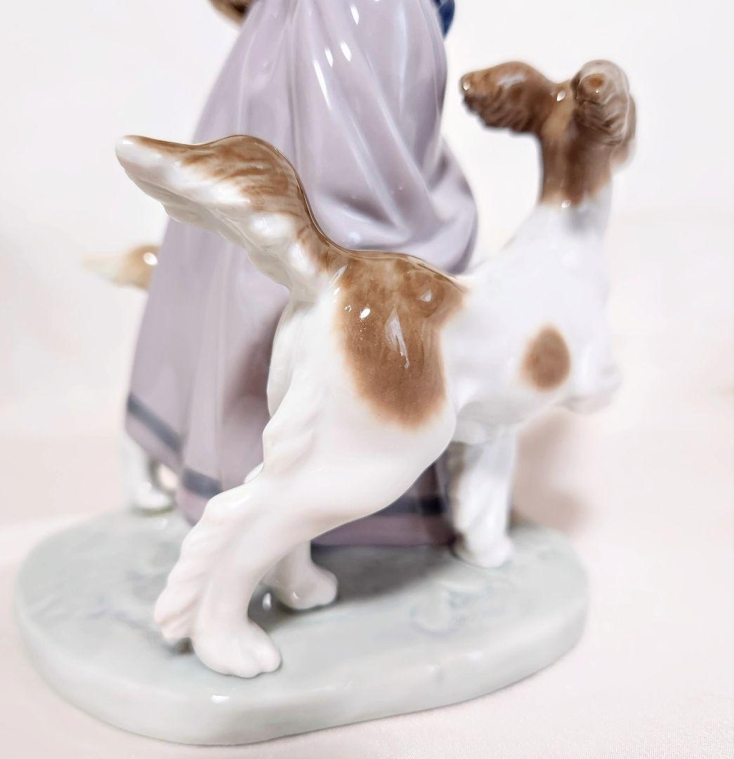 リヤドロ【美品】フィギュリン《少女と犬》No.5761