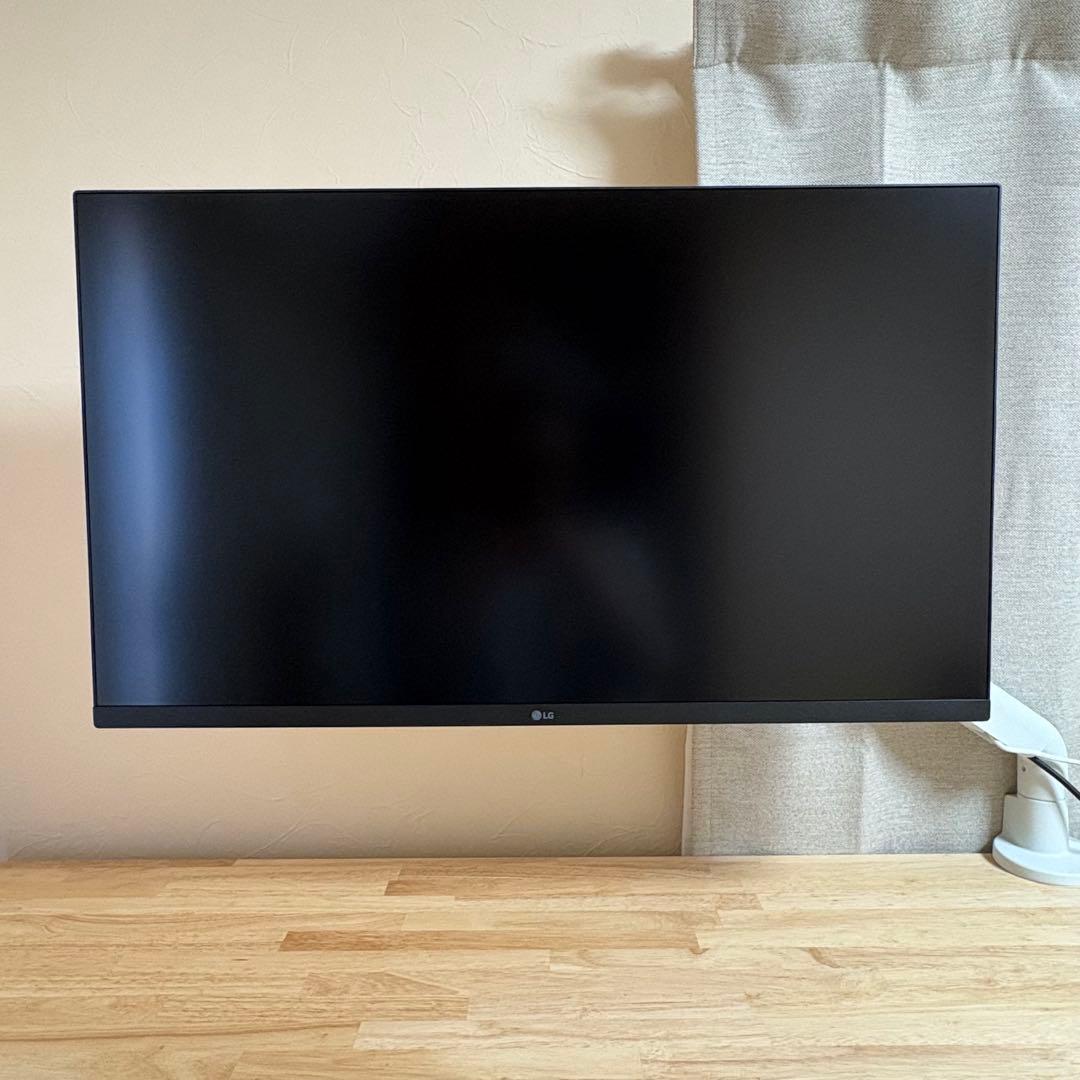 LG ディスプレイ 32UQ850V-W 31.5インチ