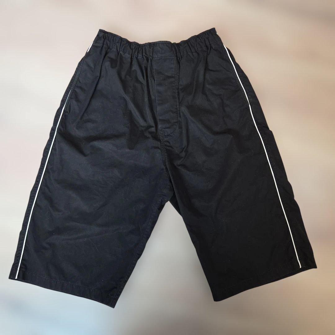 タグ有り【BALENCIAGA】サイドラインショートパンツ　ブラック　サイズ46