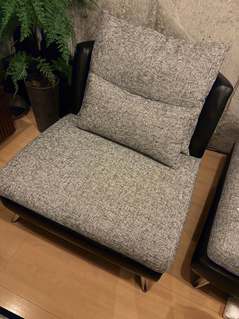 【COCOさん専用】【美品】アルモニア 1人掛けソファのみ　グレー×ブラック