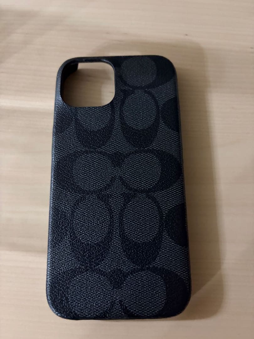 COACH iPhoneケース　iPhone15用