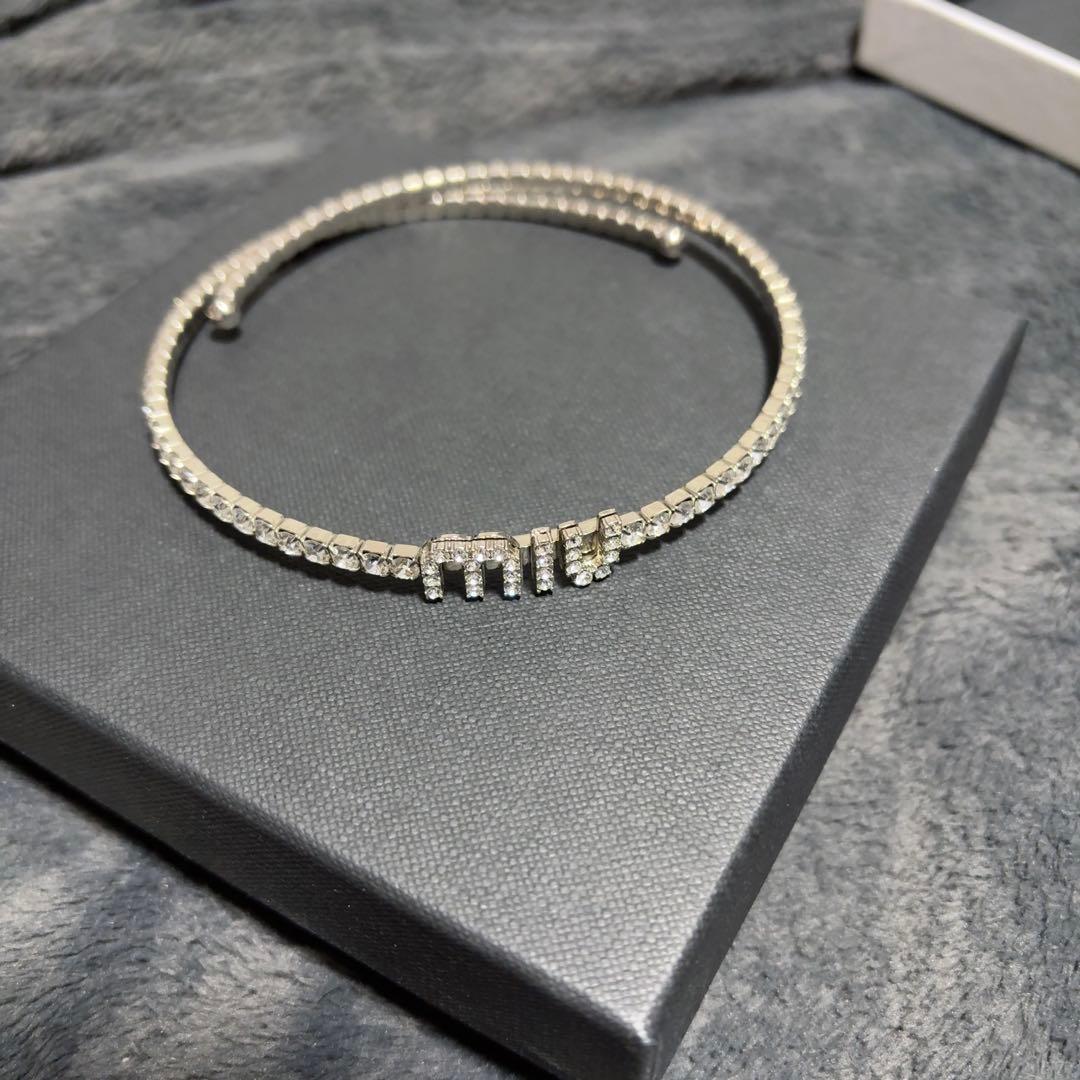 【専用ページ】MiuMiu クリスタルネックレスチョーカー ミュウミュウ