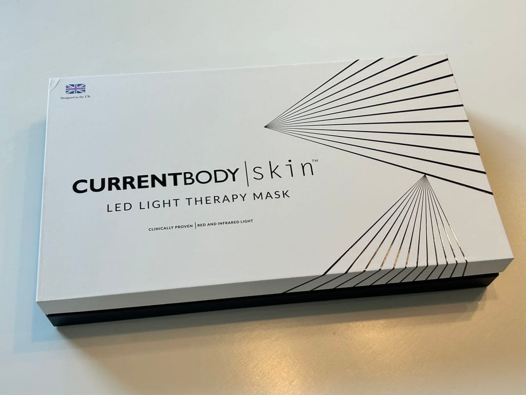 ボディ・フェイスケア CURRENTBODY LED LIGHT THERAPY MASK