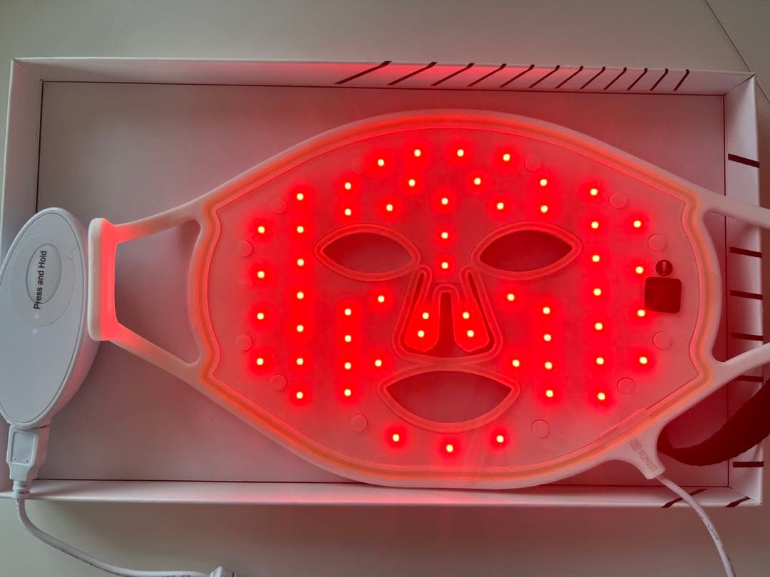 ボディ・フェイスケア CURRENTBODY LED LIGHT THERAPY MASK