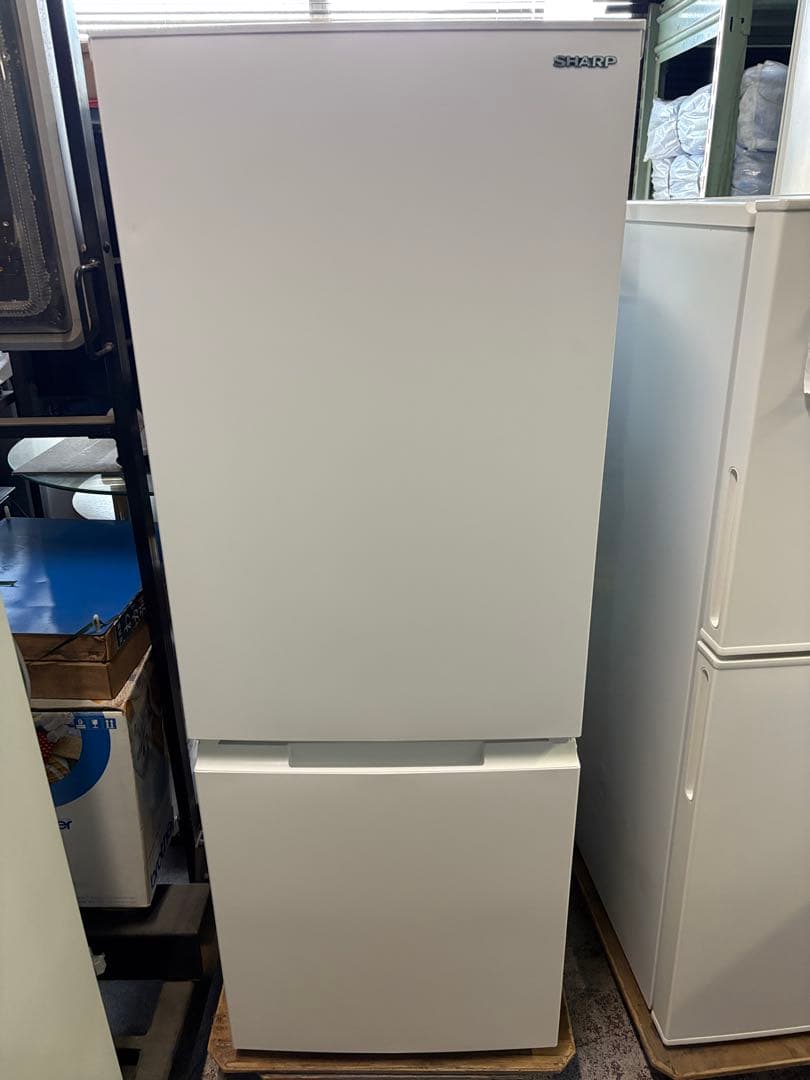 SHARP　２ドア冷蔵庫　2023年モデル　179ℓ　SJ-D18J-W