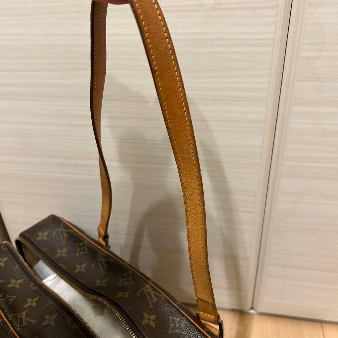 ルイ・ヴィトン モノグラム シテGM