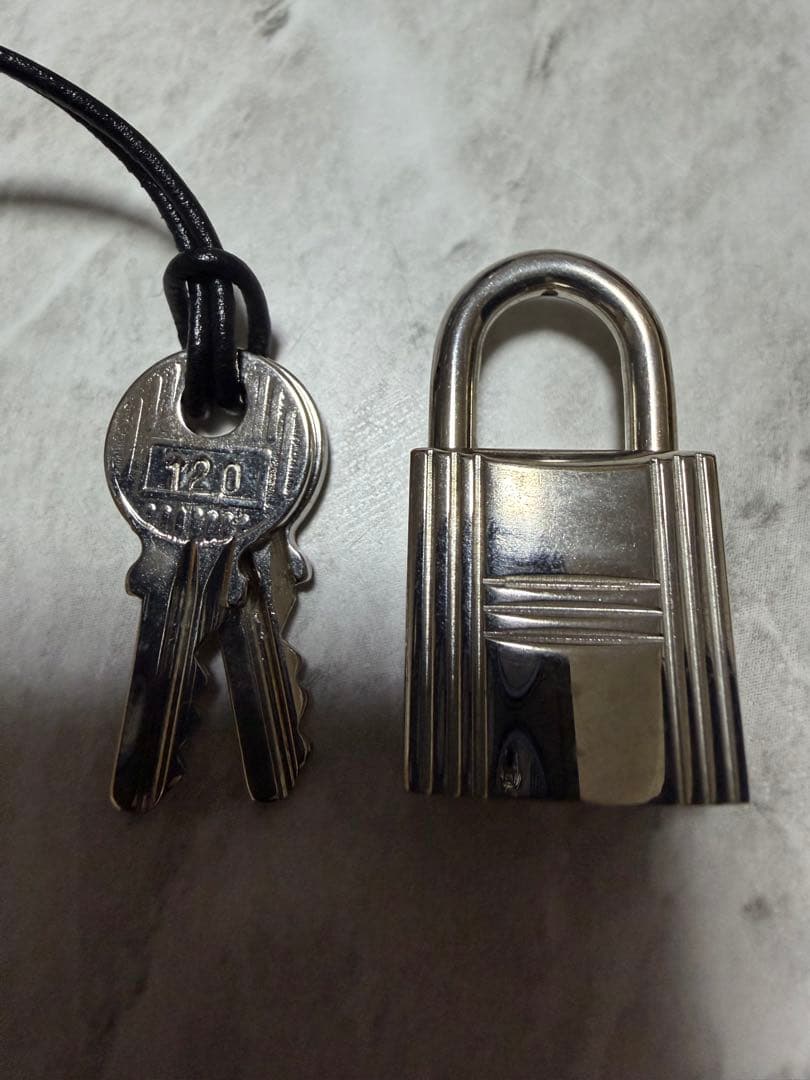 【エルメス】カデナ 120 シルバー　鍵