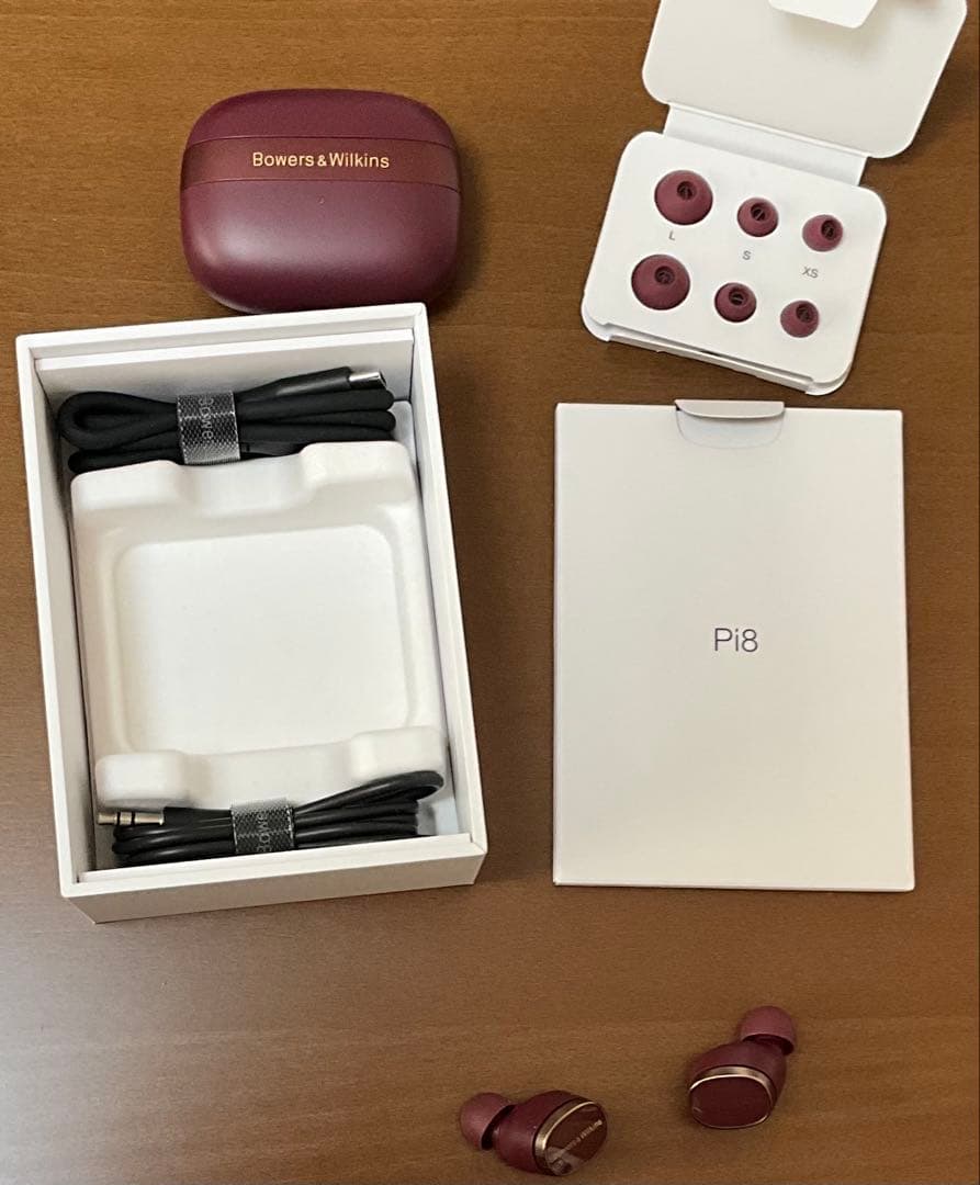 B&W Pi8 ダークバーガンディワイヤレスイヤホン