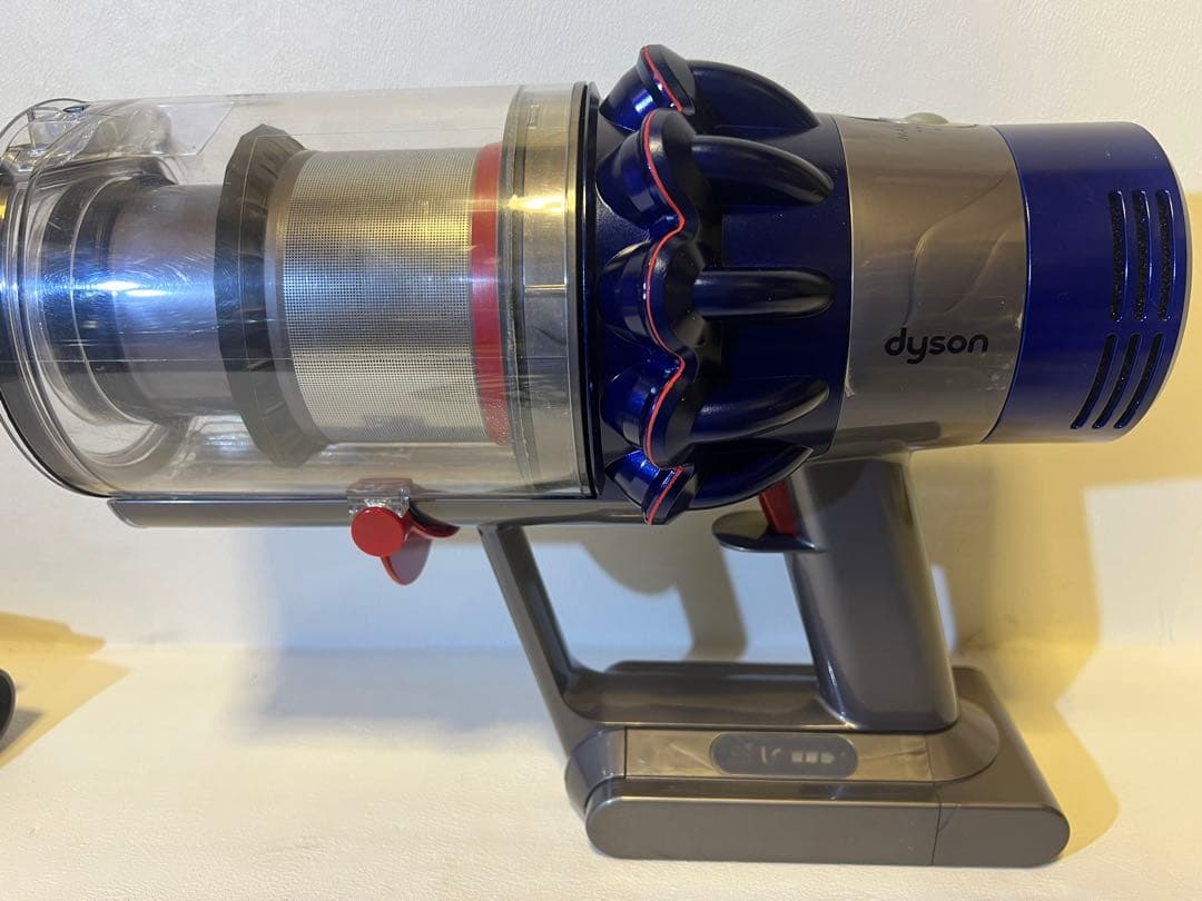 【動作品＆バッテリー劣化無し】ダイソン掃除機 dyson sv12 V10 @Q