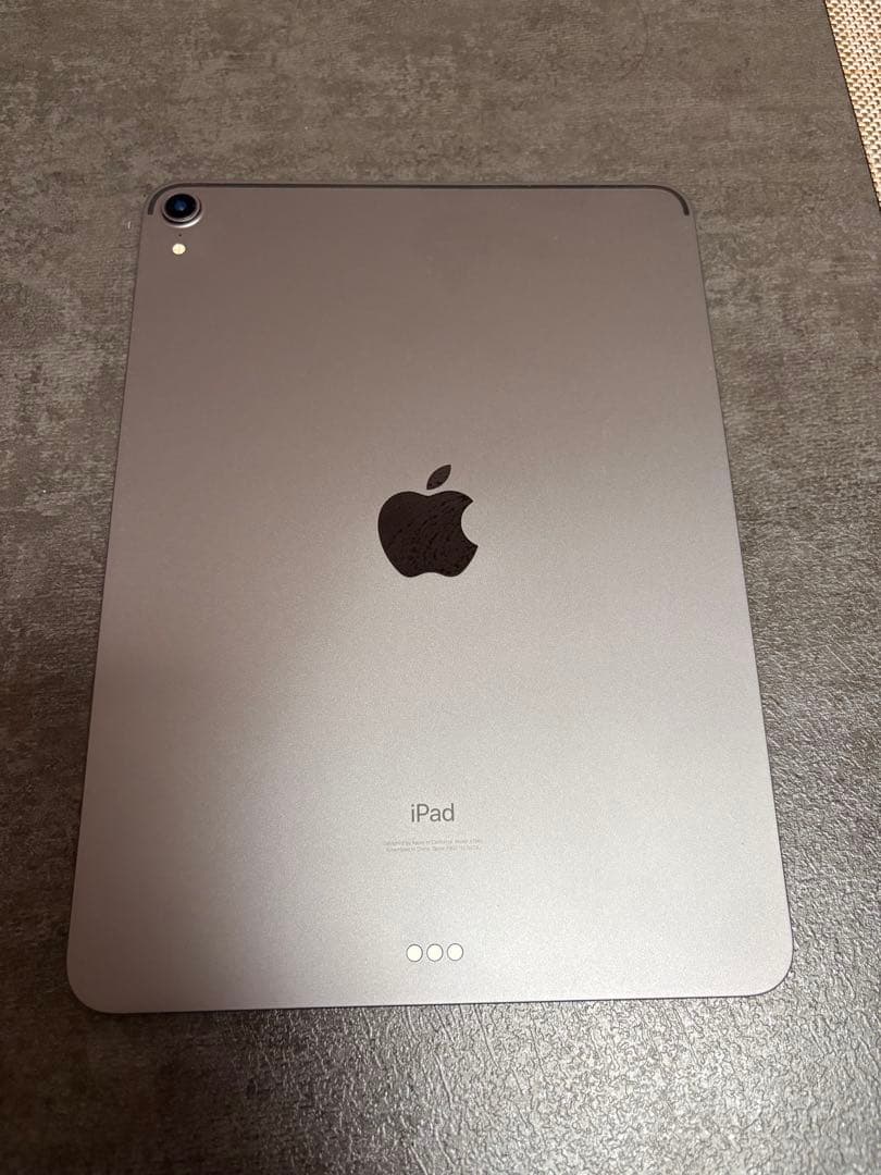 【美品】iPad Pro 2018 11インチ64GB バッテリー診断90%