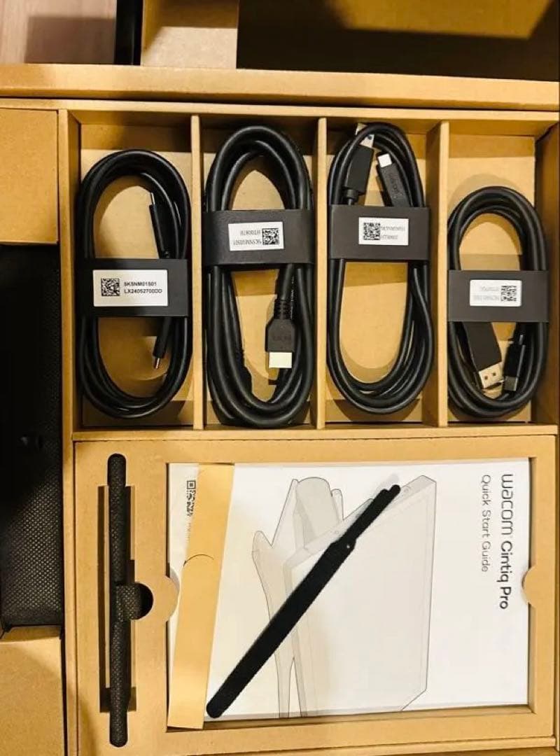 液タブ・ペンタブ Cintiq Pro 22 DTH227K4C