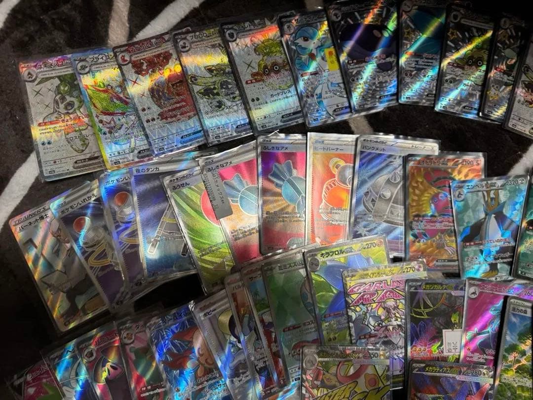 ポケモンカードsr１００枚以上 レアカード５００枚以上　まとめ売り　引退品