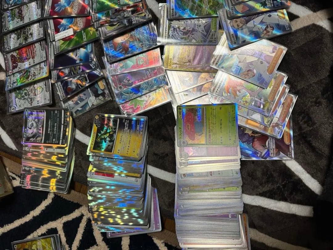 ポケモンカードsr１００枚以上 レアカード５００枚以上　まとめ売り　引退品