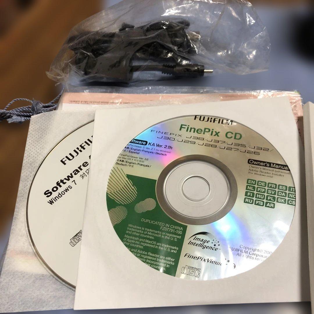 Fujifilm FinePix J30 コンパクトデジタルカメラ