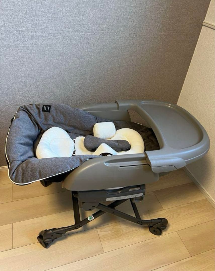 Combi ベビーラック オートスイング