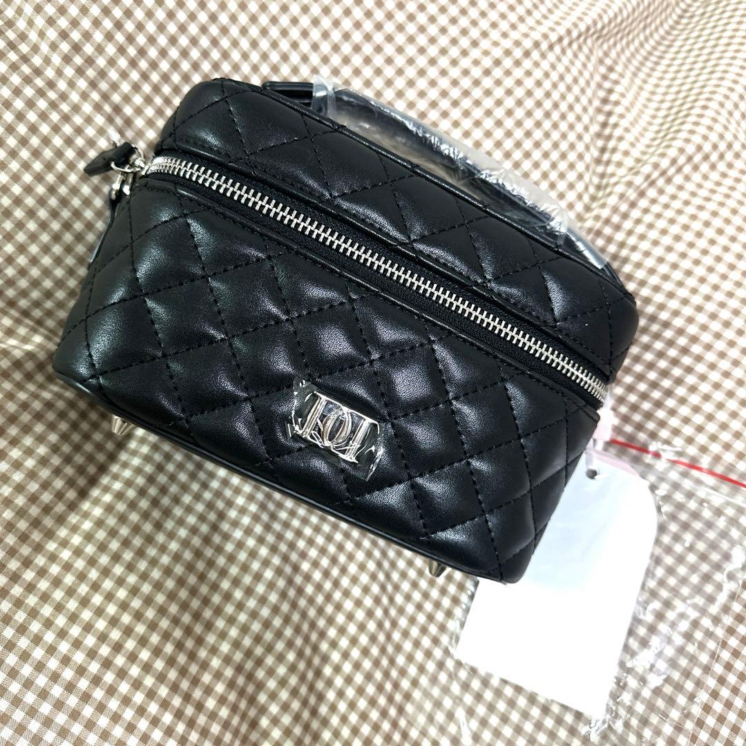 ダーリッチ　バニティバッグ　ブラック　ワイドタイプ