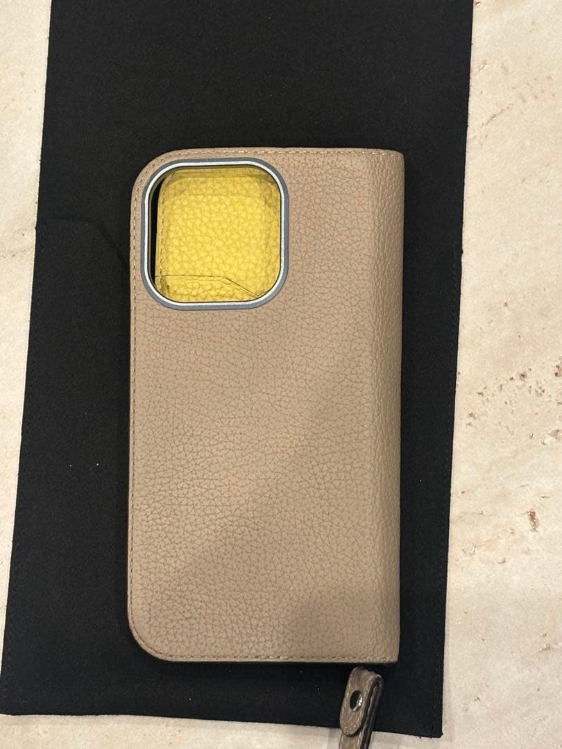 ボナベンチュラ　iPhone 16pro用