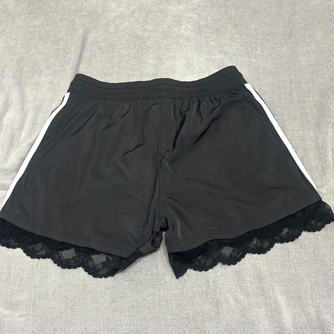 【美品】adidas アディダス レーストリム スリーストライプスショートパンツ