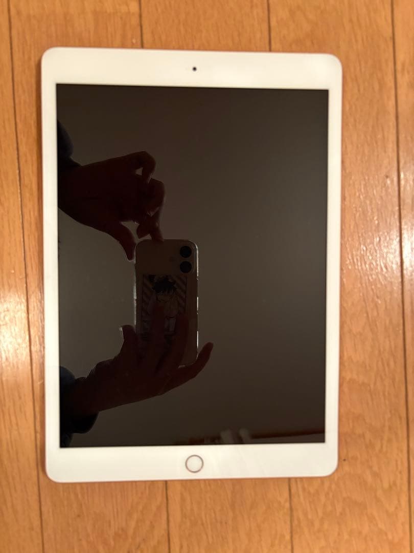 iPad 第8世代 32GB SIMフリー