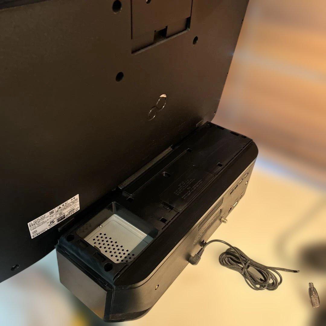 FUJITSU 富士通　FMVF90B2B 一体型パソコン　初期化済み