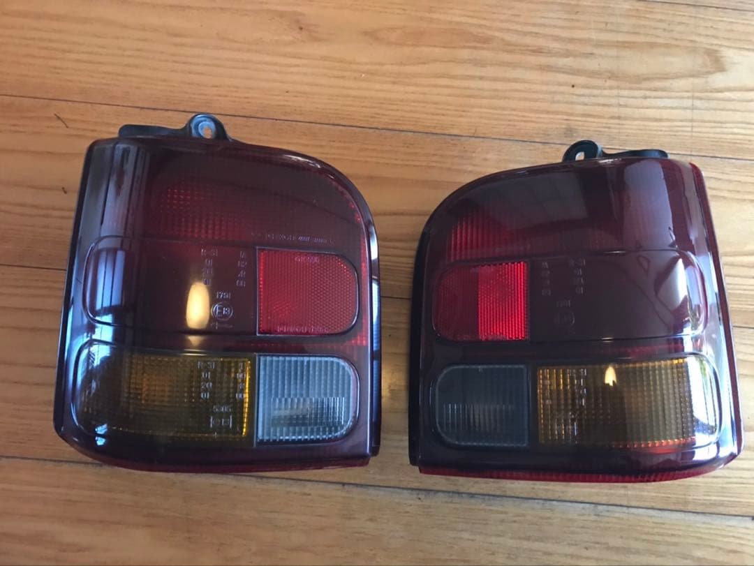 7日迄限定大特価！撤収前値下げ!　L200ミラターボ テールランプ　左右セット