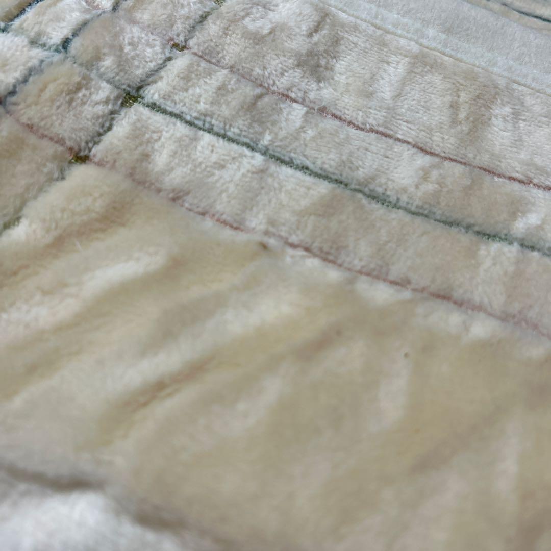 CELINE シルキータッチの高級シール織り綿毛布 2枚難ありお手入れブラシ付き