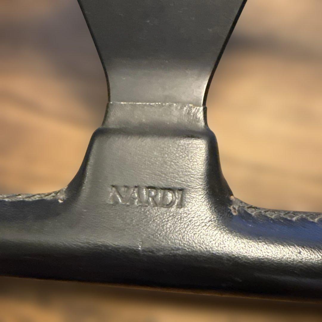 ナルデイ ステアリング 革