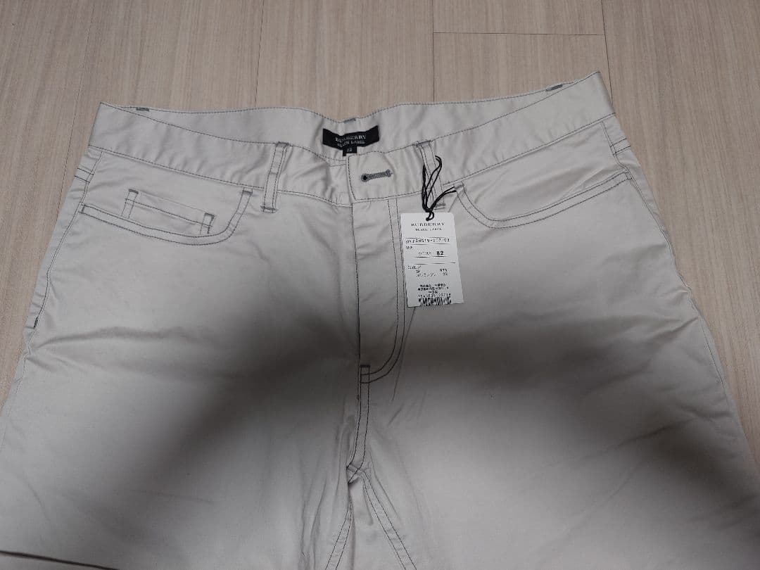 BURBERRY BLACK LABEL ライトグレー チノパン 82 未使用