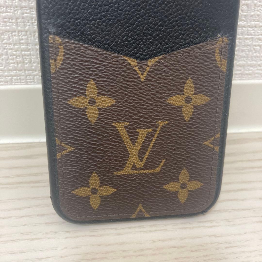 【美品】ルイヴィトン　iPhone15promaxケース　モノグラム　黒