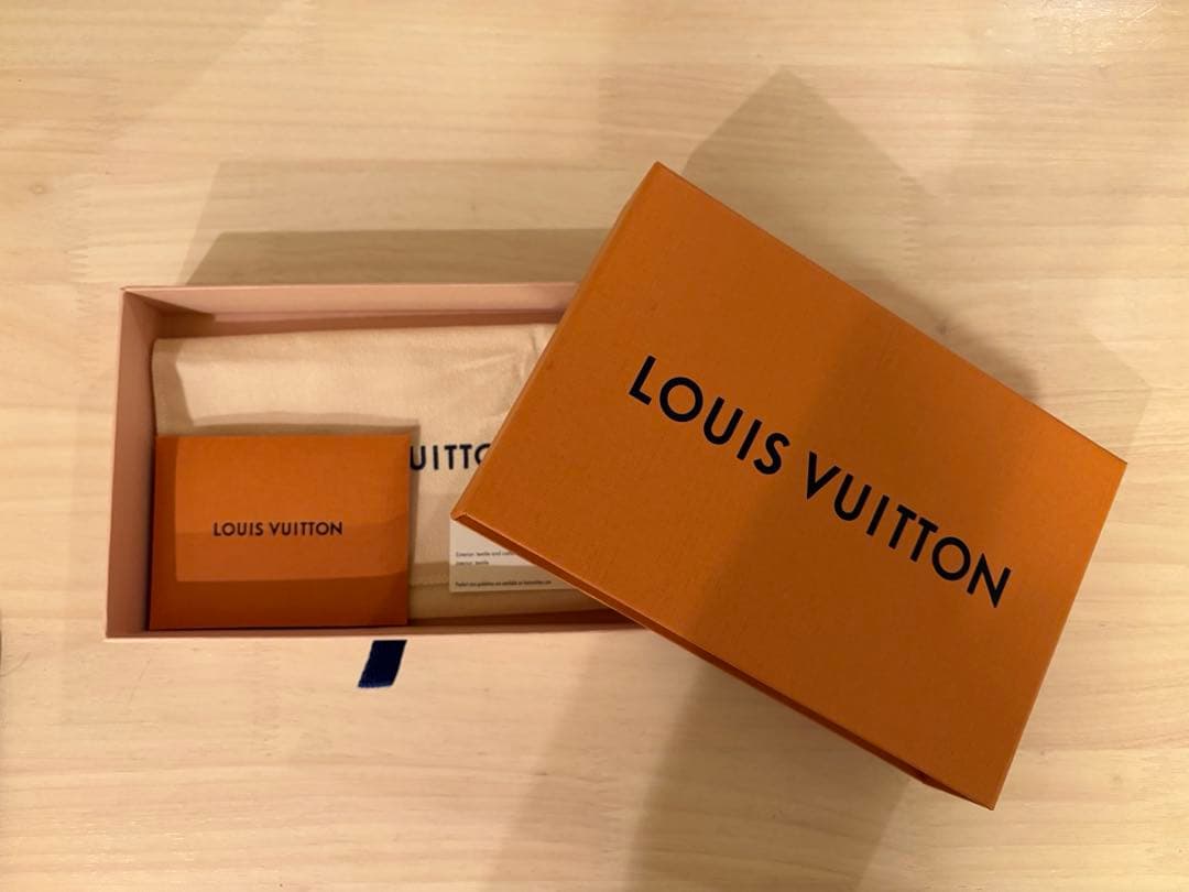 【LOUIS VUITTON】iPhone14Pro MAXケース