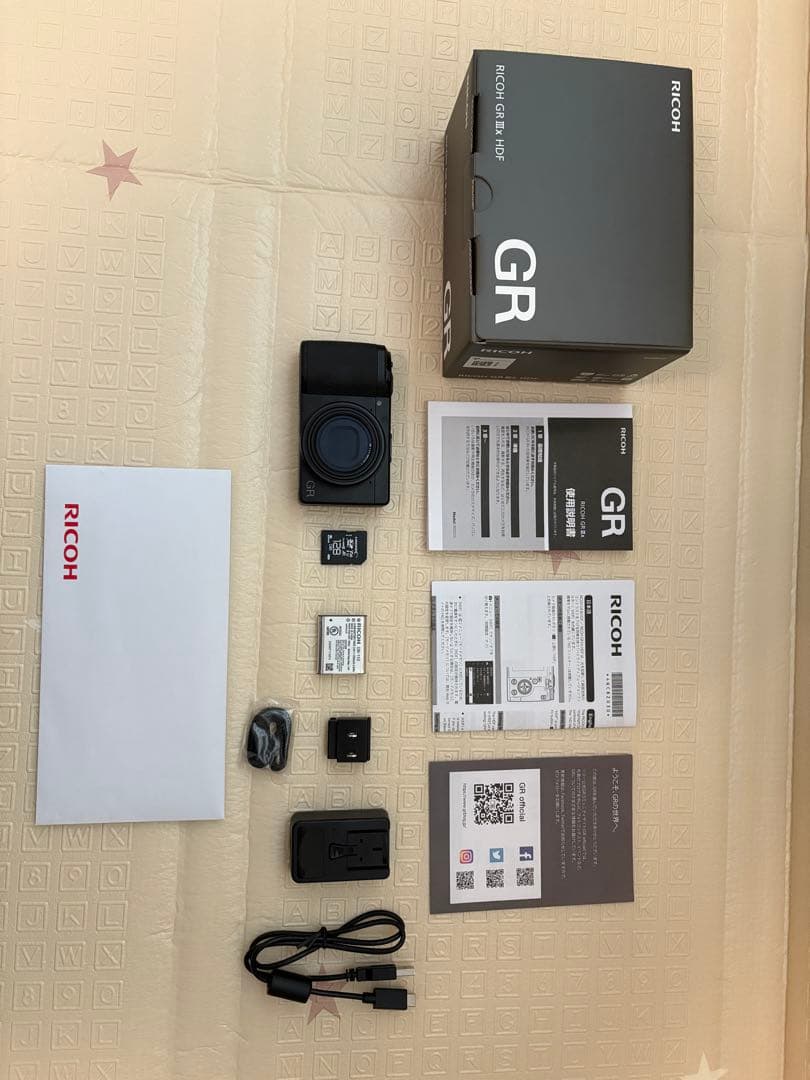 【美品】RICOH GR IIIx HDF 長期3年保証　おまけ付き