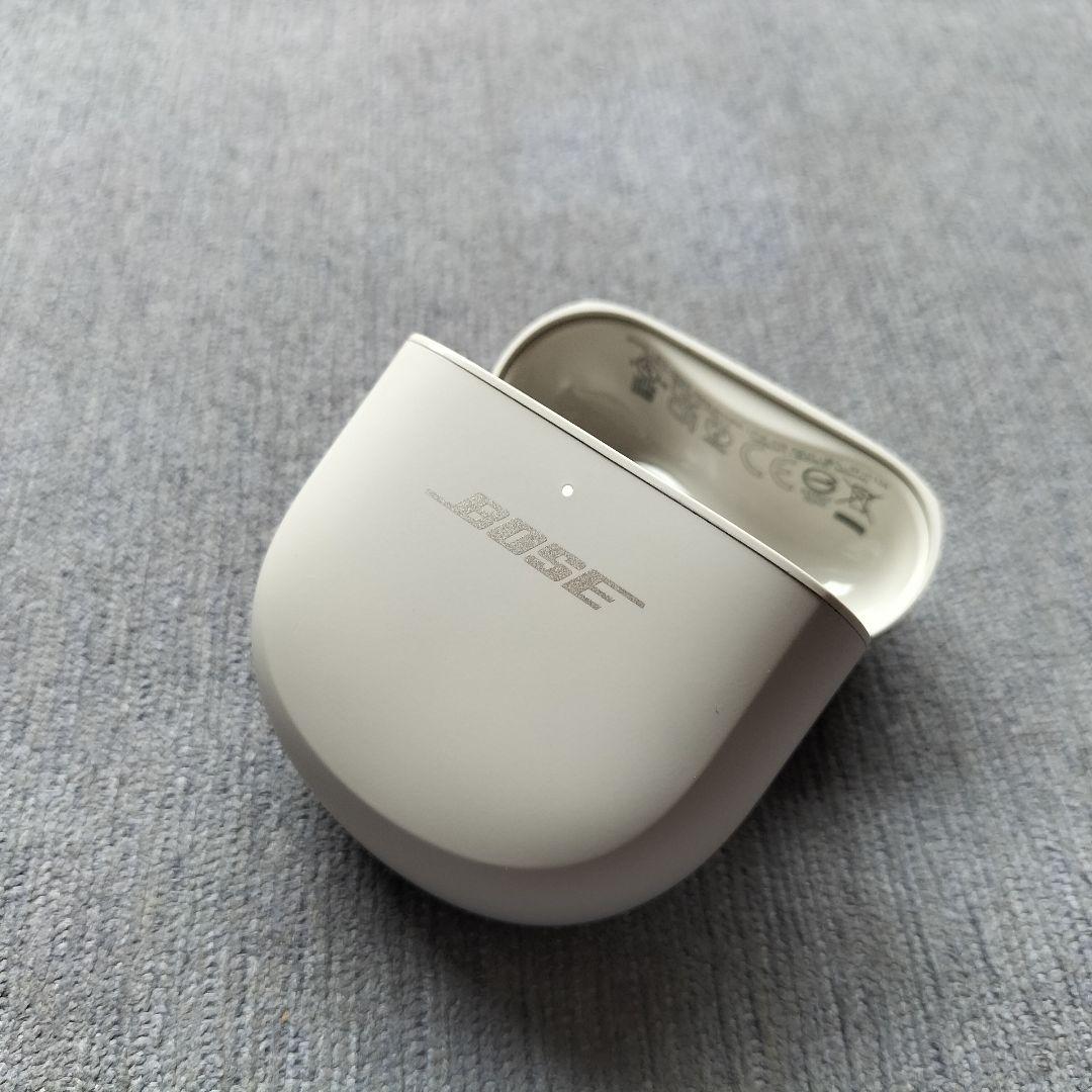 【最終値下げ】Bose QuietComfort Ultra Earbuds 白