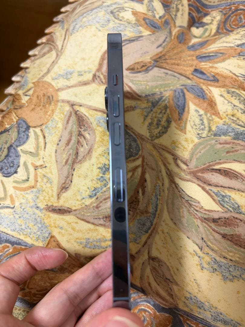 美品 iPhone 13 Pro 128GB シエラブルー