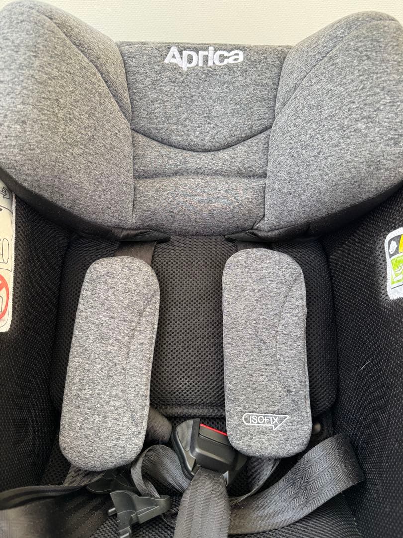 美品！クルリラプラス チャイルドシート 回転式　ISOFIX