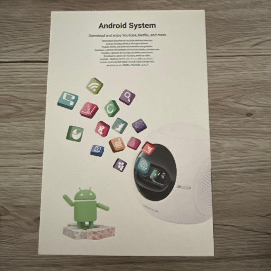 NEBULA by Anker プロジェクター