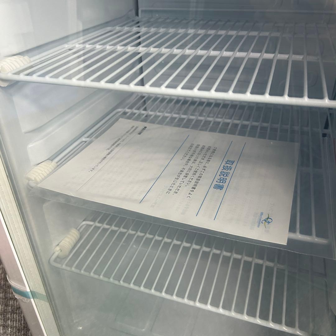 4. 【新品未使用】傷あり　業務用 冷蔵ショーケース XW-105