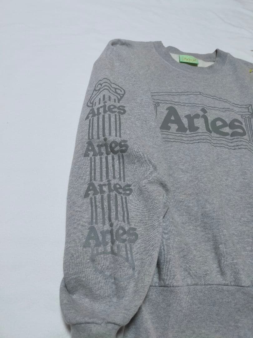 Aries スウェット　グレー ロゴプリント トレーナー　大きめ