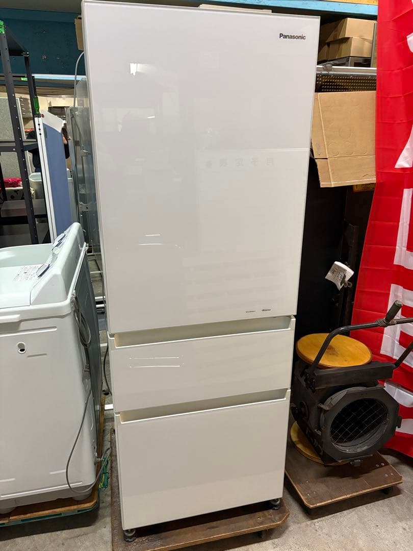 Panasonic　３ドア冷蔵庫　ガラストップ　315ℓ　自動製氷付き