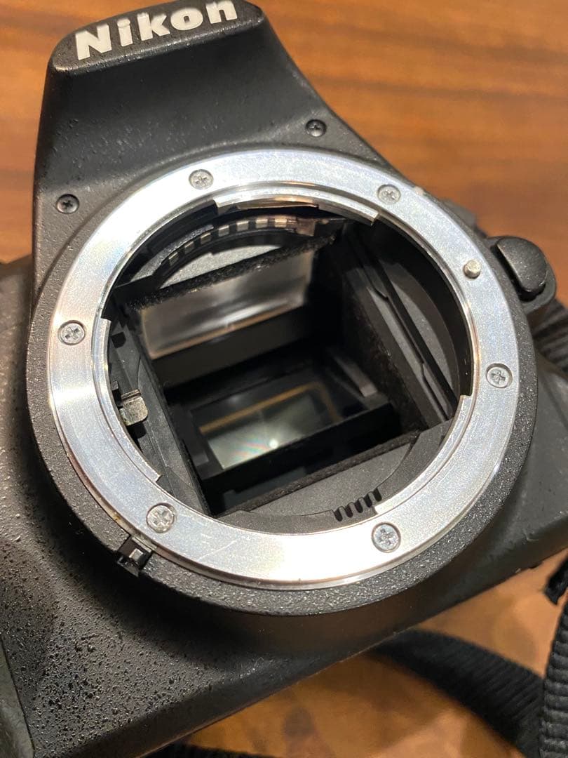 Nikon D3100 デジタル一眼　af-s 18-55 GⅡレンズ付　動作品