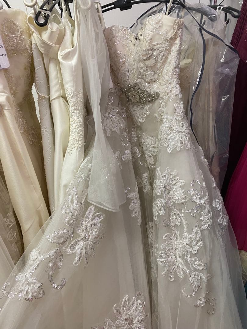 ホワイト ウェディングドレス一式　まとめ売り