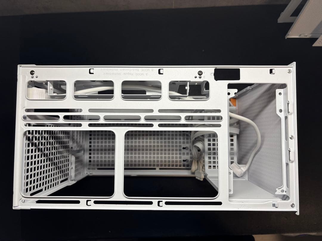 JONSBO D32 M-ATXケース (D32 PRO-ホワイト)