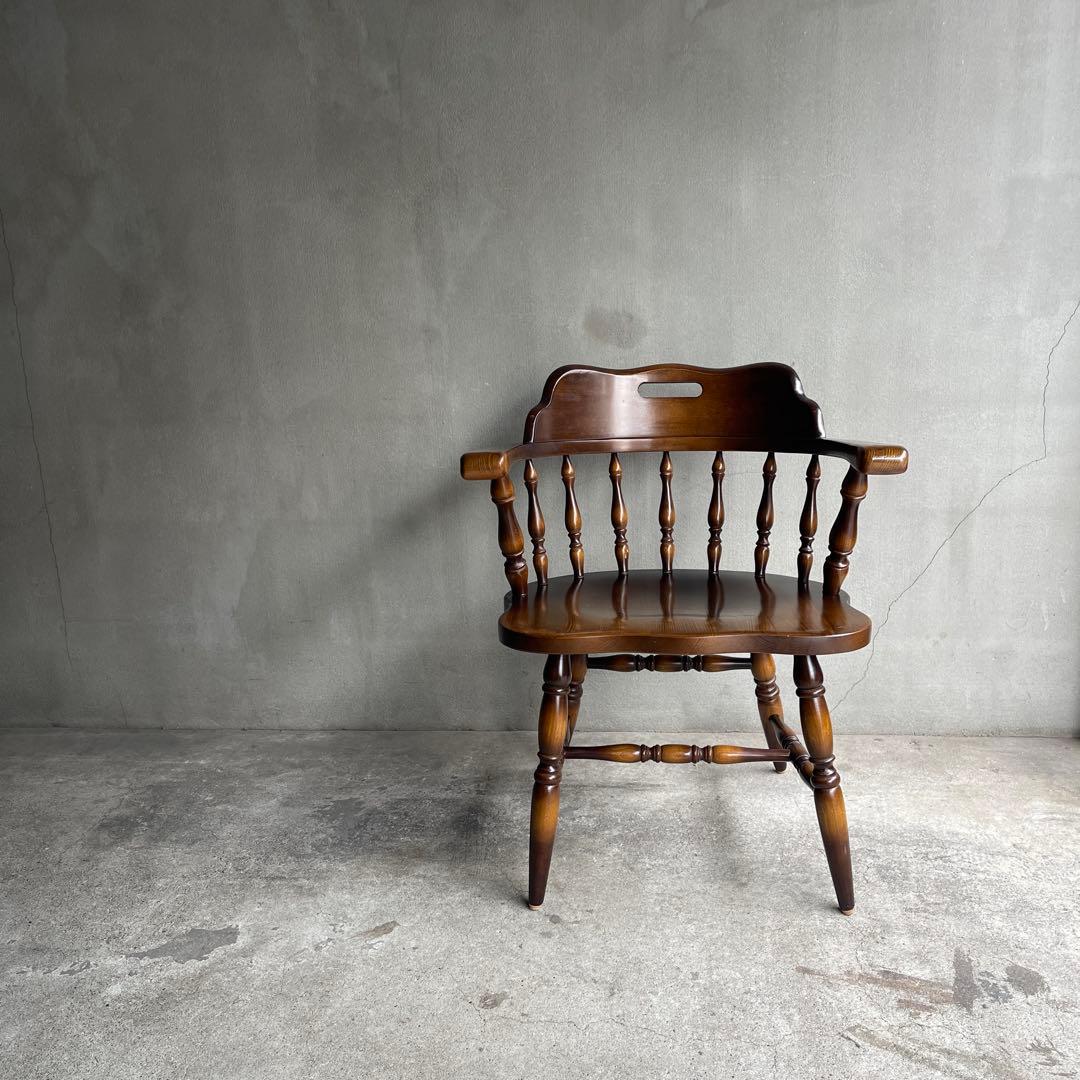 飛騨産業　キツツキマーク　ウィンザーアームチェア　キャプテンチェア