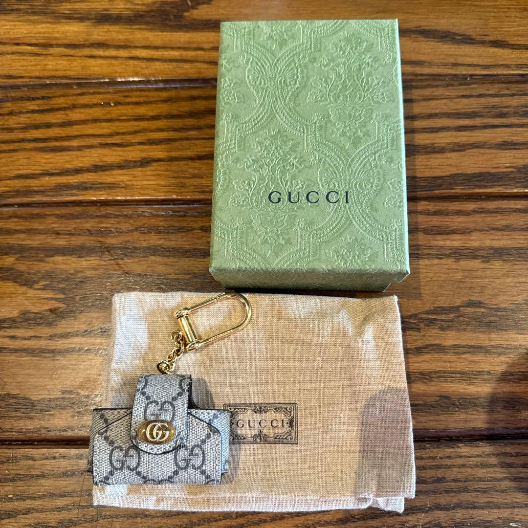 GUCCI airpodsケース