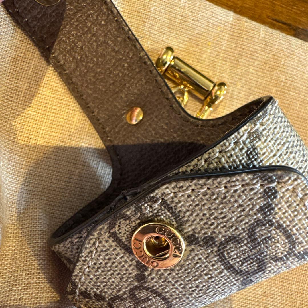 GUCCI airpodsケース