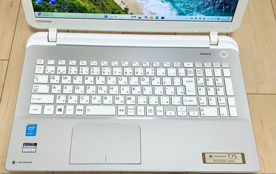 東芝 ダイナブック Corei7 8GBメモリー 500GB SSD オフィス