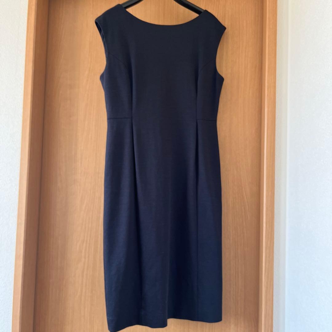 ノーカラーセットアップ