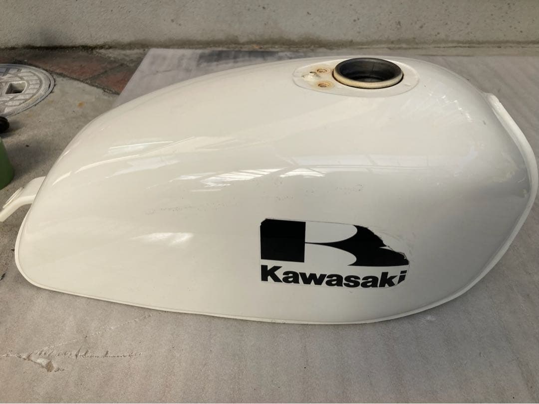 Kawasaki 250TR純正 ホワイトタンク