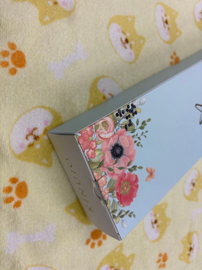 新品未使用⭐︎KINUIJO ストレートヘアアイロン ホワイト