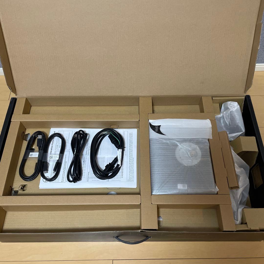 Dell U2720QM 27インチ 4K USB-Cモニター